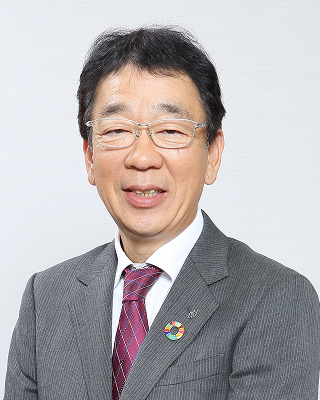 取締役 管理本部長 兼 安全担当 兼 安全保障貿易管掌 兼 DXビジネスチームリーダー（CDO） 川上 晃一の写真