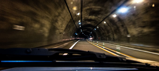 高速道路・トンネル